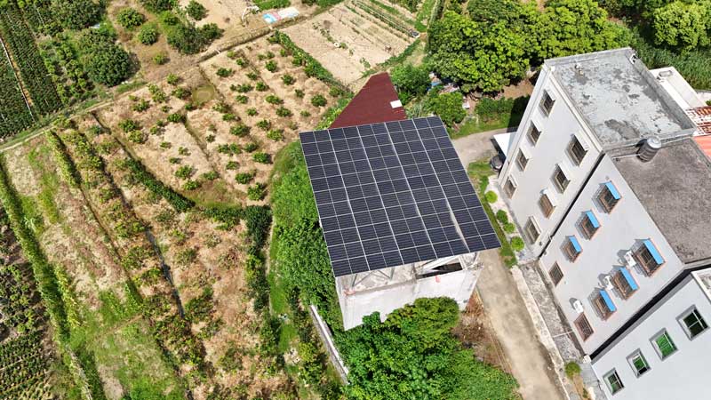 太阳能光伏引领能源转型