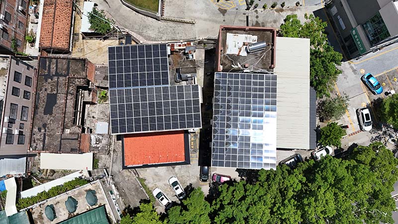 Power-generating glass